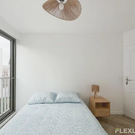 Modern In T7 In 20 * Parigi