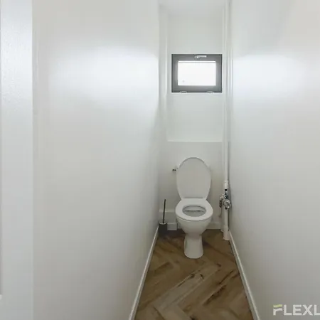 Modern In T7 In 20 Parigi